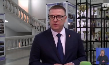 Губернатор Алексей Текслер поздравляет учащихся с Днем знаний